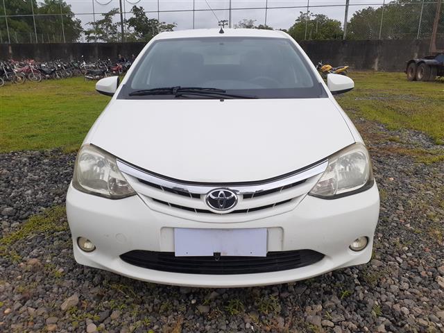 TOYOTA ETIOS 2017 SEDAN XLS  1.5 FLEX