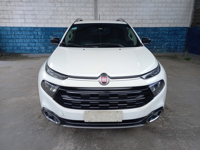 FIAT TORO VOLCANO 2018 DIESEL