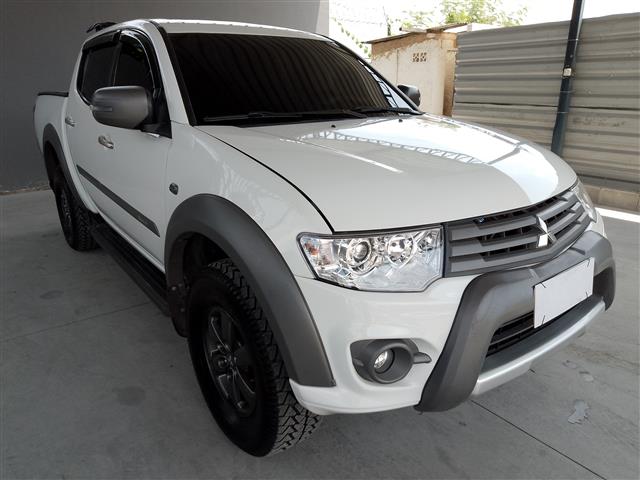MITSUBISHI L200 TRITON 2016 HPE 3.2 TURBO