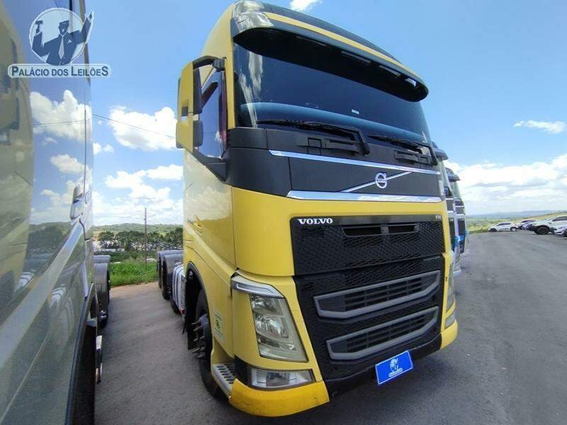  VOLVO FH 2016 460 8X2T DIESEL