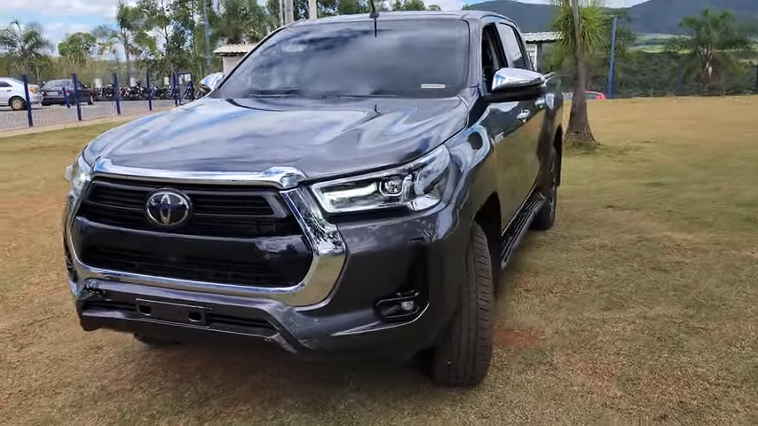 TOYOTA HILUX 2024 CD SRX 2.8 TURBO DIESEL